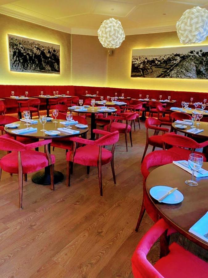 The Park Hotel Sefton Екстериор снимка