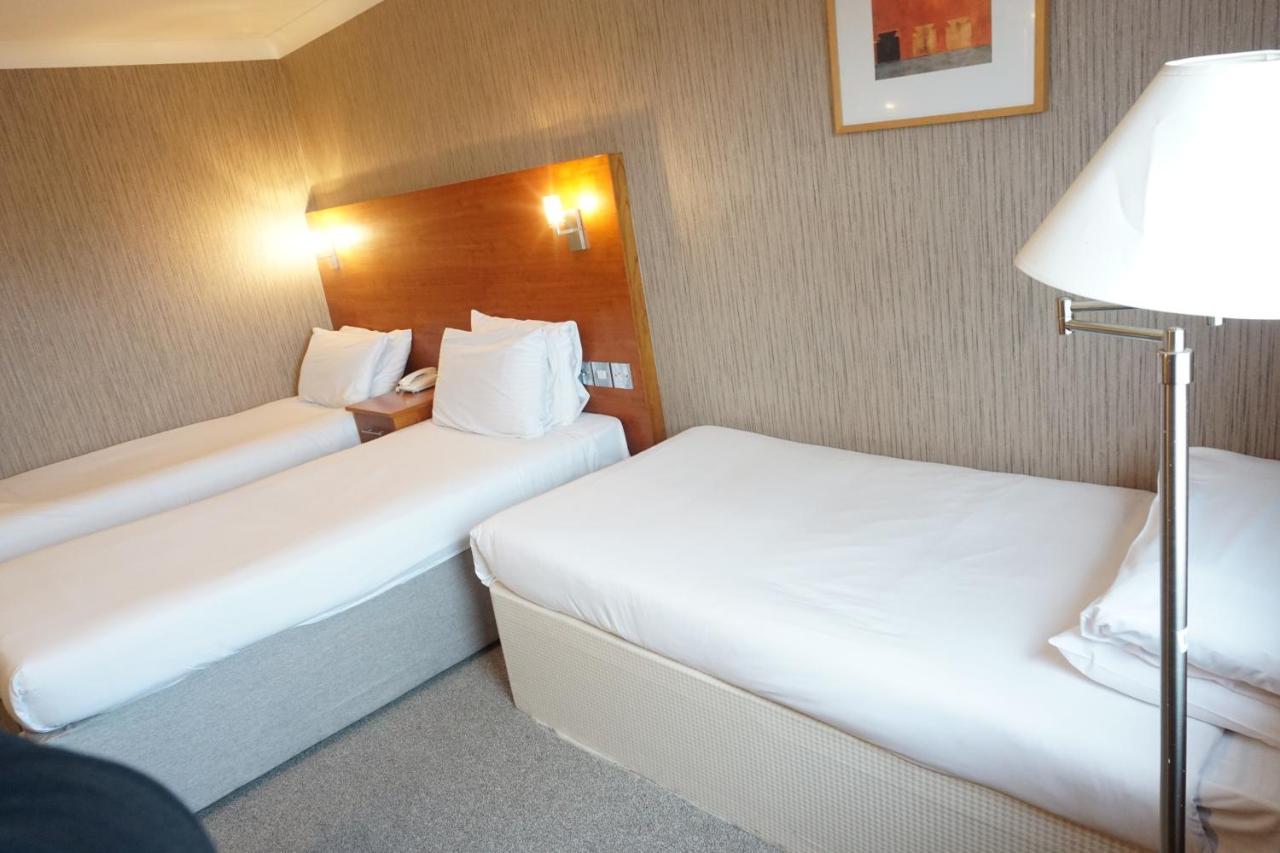 The Park Hotel Sefton Екстериор снимка