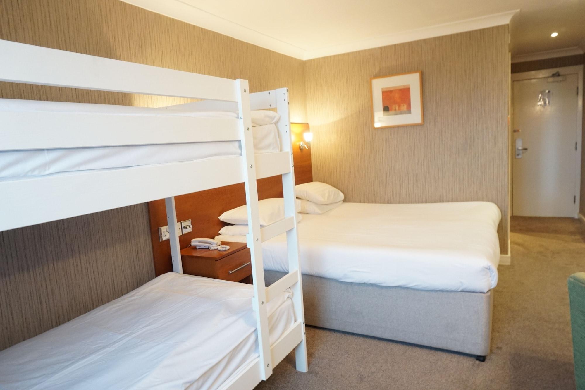 The Park Hotel Sefton Екстериор снимка