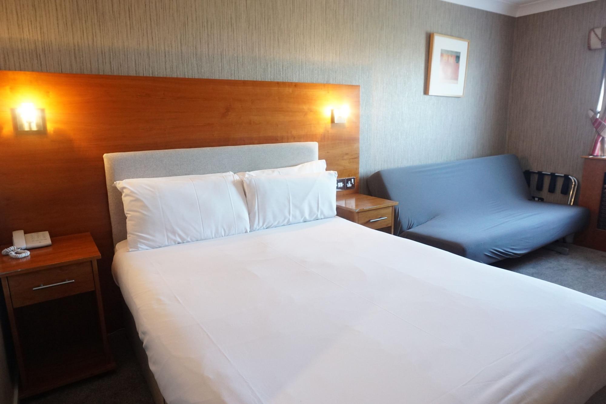 The Park Hotel Sefton Екстериор снимка