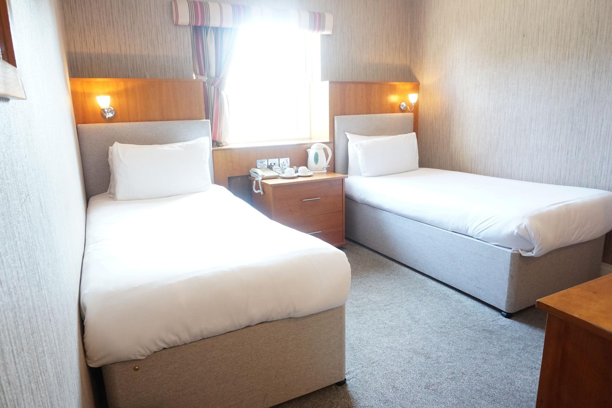 The Park Hotel Sefton Екстериор снимка