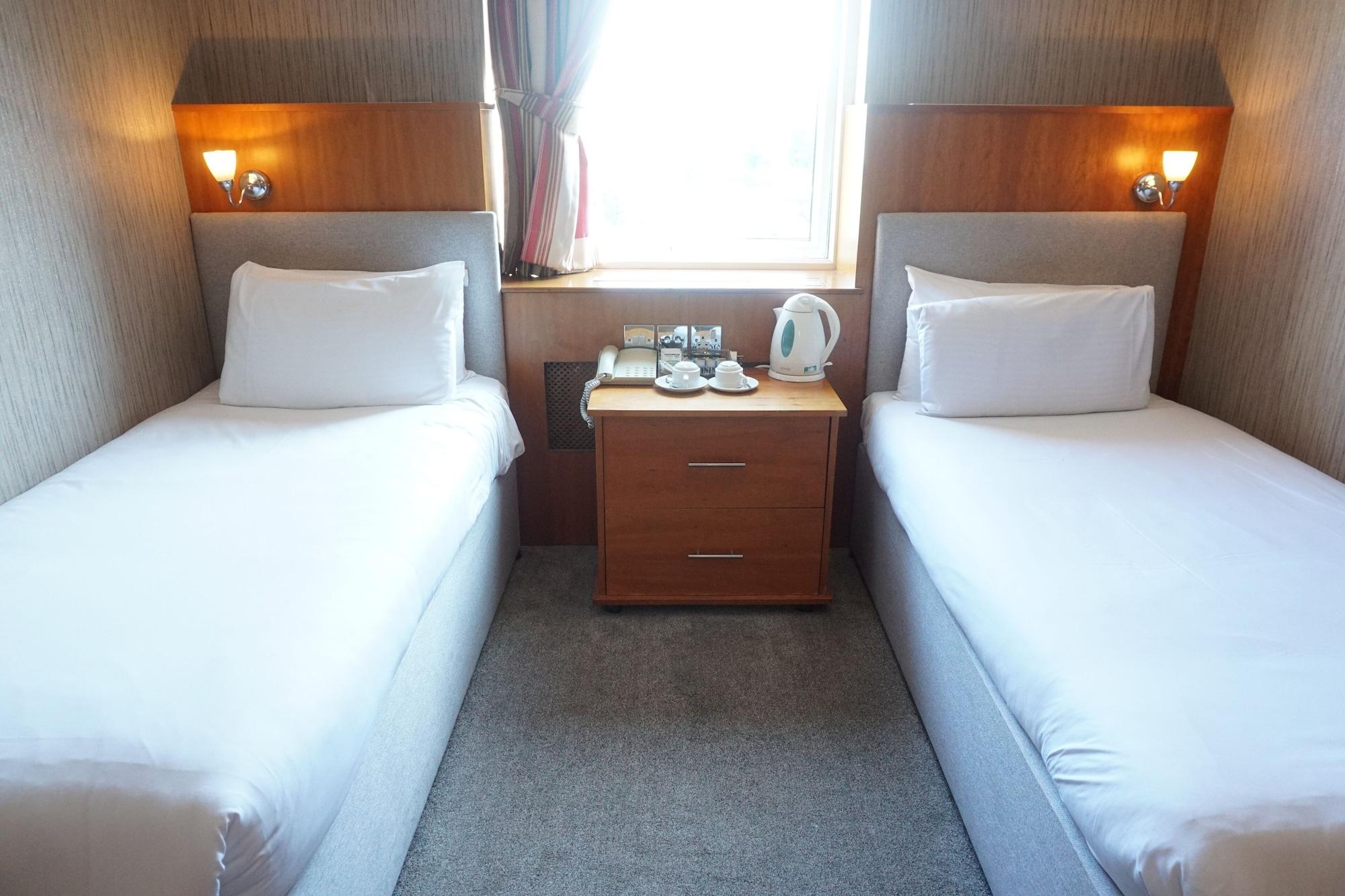 The Park Hotel Sefton Екстериор снимка