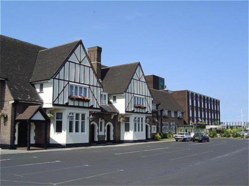 The Park Hotel Sefton Екстериор снимка