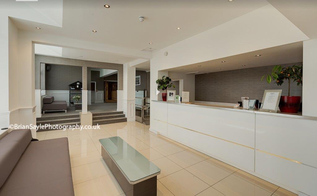 The Park Hotel Sefton Екстериор снимка